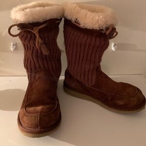 UGG SUBURB CROCHET 5124 Brown Sweater Boots Sheepskin Women Size 5